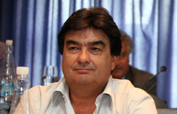 Διέγραψαν τον Οδυσσέα, παίρνει την έδρα ο... διαγραμμένος