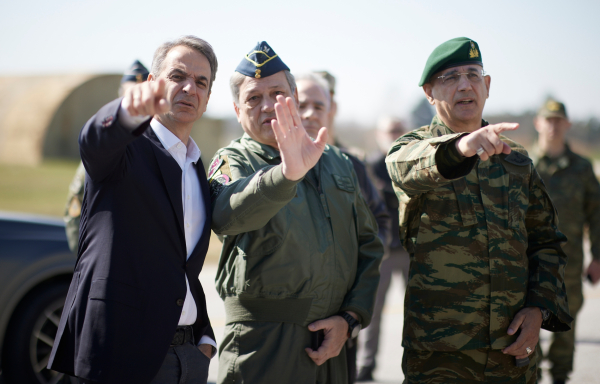 Μητσοτάκης από Κέντρο Επιχειρήσεων Λάρισας: Απόλυτη αμυντική ασφάλεια με την «Ασπίδα του Αχιλλέα»