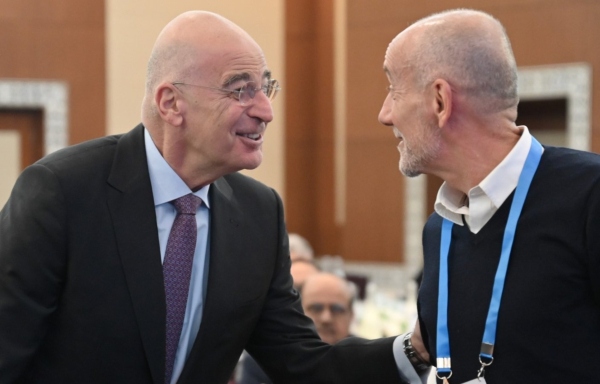 Σειρά επαφών Δένδια στην Ινδία