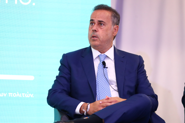 Παπασταύρου: Απλοποιούνται οι διαδικασίες τοποθέτησης φωτοβολταϊκών για αυτοκατανάλωση