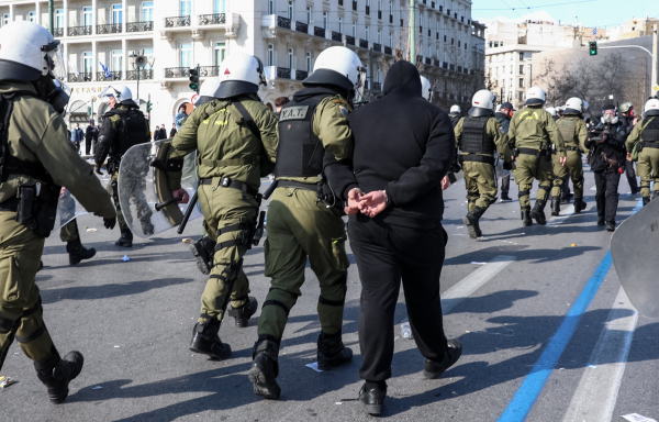 Συγκεντρώσεις για Τέμπη: Πόσοι «κατέβηκαν» στην Αθήνα, σύμφωνα με την ΕΛΑΣ - 19 συλλήψεις