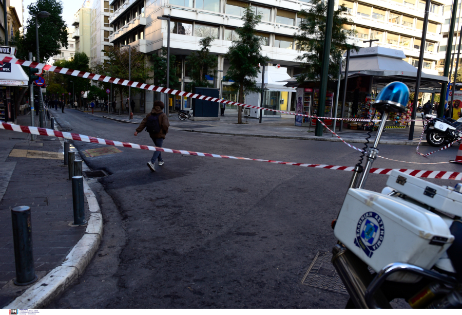 Αποκαταστάθηκε η κυκλοφορία στο κέντρο της Αθήνας μετά τη βλάβη σε αγωγό της ΕΥΔΑΠ