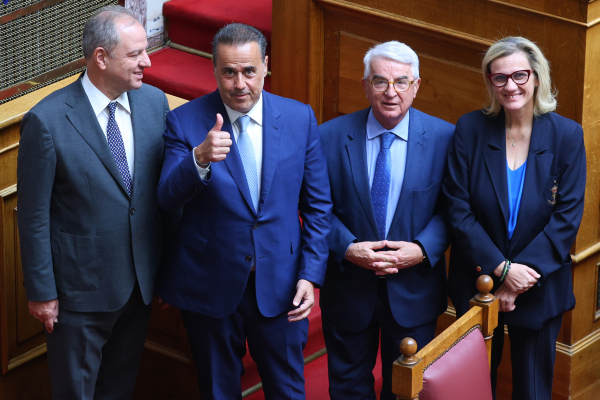 Βουλή: Ψηφίστηκε με τις ψήφους της ΝΔ το ν/σ για το νερό – «Απόπειρα εμπορευματοποίησης» καταγγέλλει το ΠΑΣΟΚ