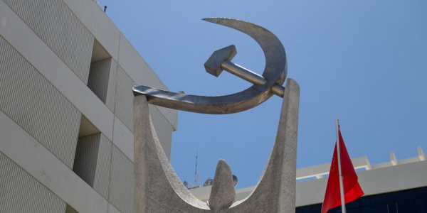 ΚΚΕ για Παγκόσμια Ημέρα Προσφύγων: «Κατάργηση του Συμφώνου της ΕΕ για τη Μετανάστευση, που μετατρέπει την χώρα σε αποθήκη ανθρώπινων ψυχών»