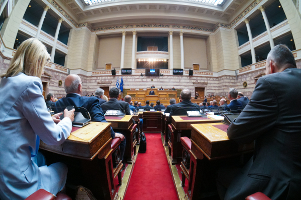 Το «χέρι» Μητσοτάκη σε Ταχιάο