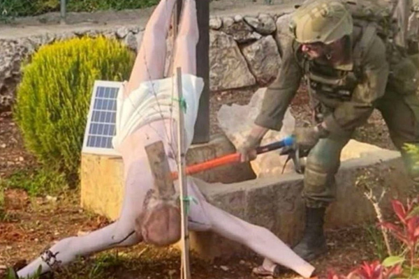 Ποινή φυλάκης 30 ημερών σε Ισραηλινούς στρατιώτες που έσπασαν άγαλμα του Ιησού στον Λίβανο (Βίντεο)