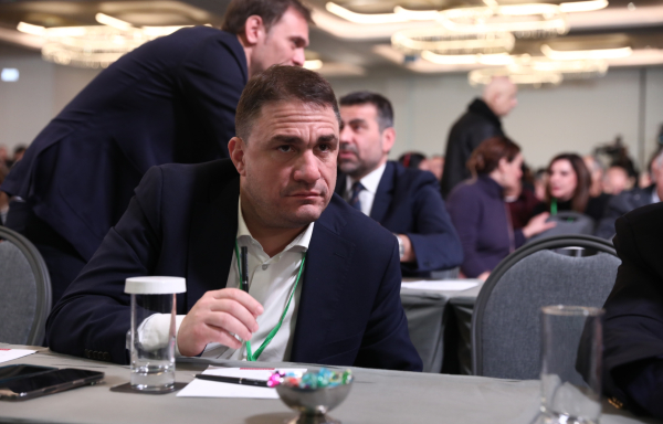 Τσουκαλάς: Έχουμε μια κυβέρνηση που κυβερνά αγκαλιά με τα συμφέροντα προς όφελος της ολιγαρχίας