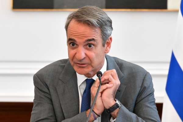 Μητσοτάκης: Αυξάνεται στα 6.000 ευρώ τον χρόνο το αφορολόγητο όριο στα φιλοδωρήματα μέσω ηλεκτρονικών εφαρμογών
