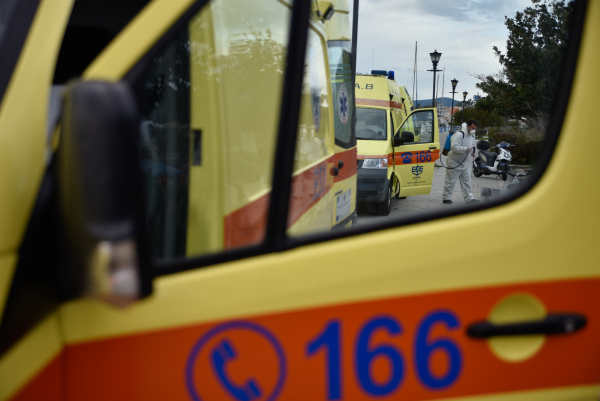 Κατερίνη: Κολόνα φωτισμού έπεσε πάνω σε 6χρονο αγοράκι