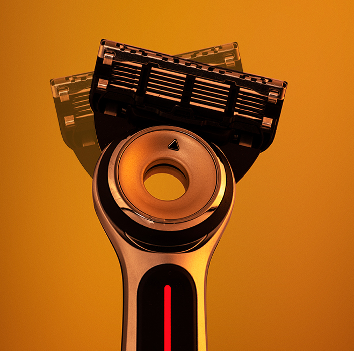 gilleteHeated Razor Image 2 1