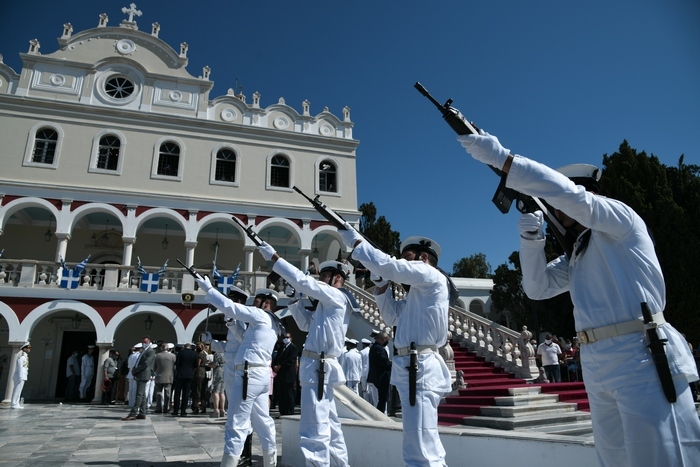 koimisi tis theotokou tinos eurokinissi 1