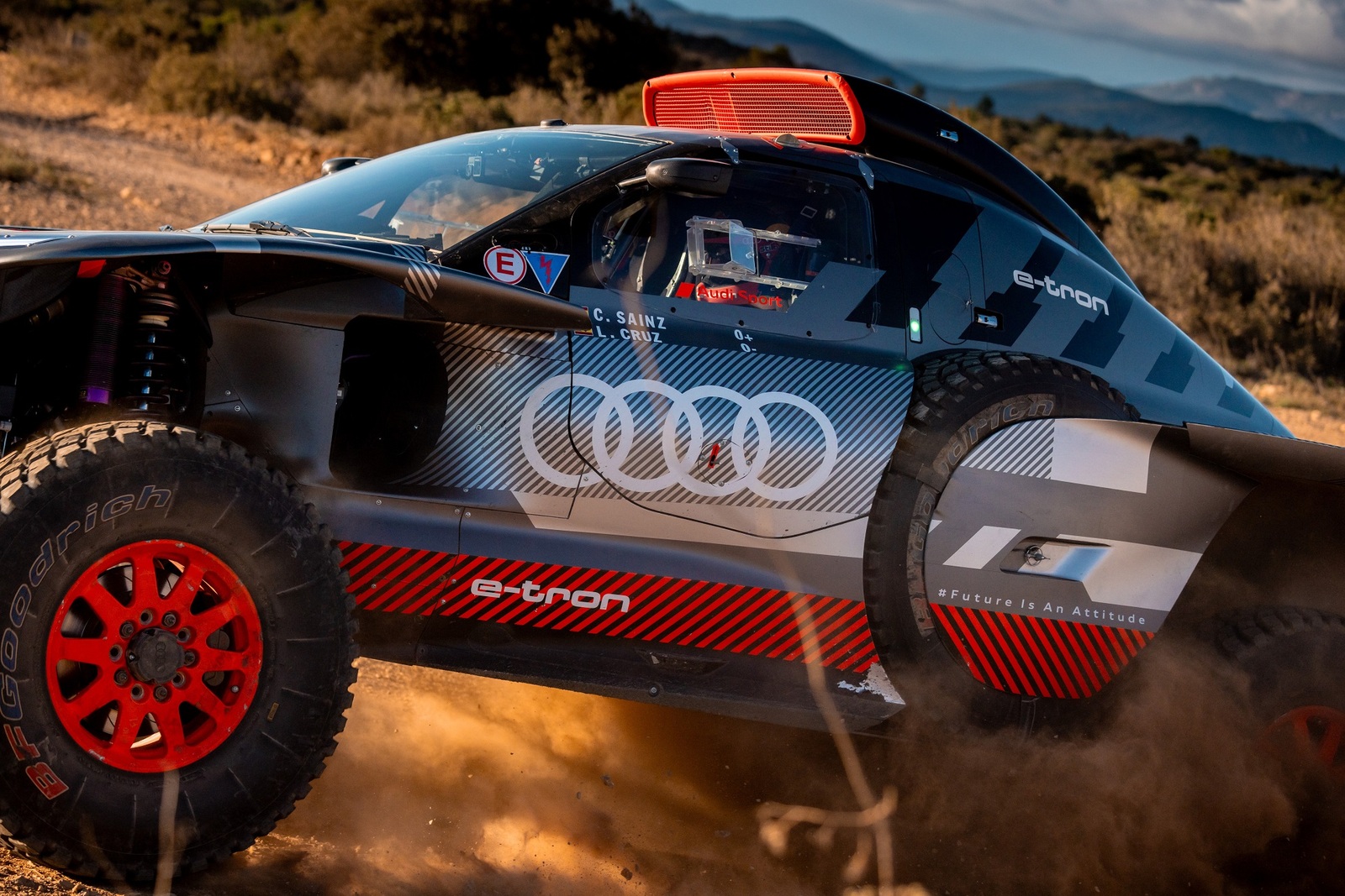 Audi RS Q e tron photo2