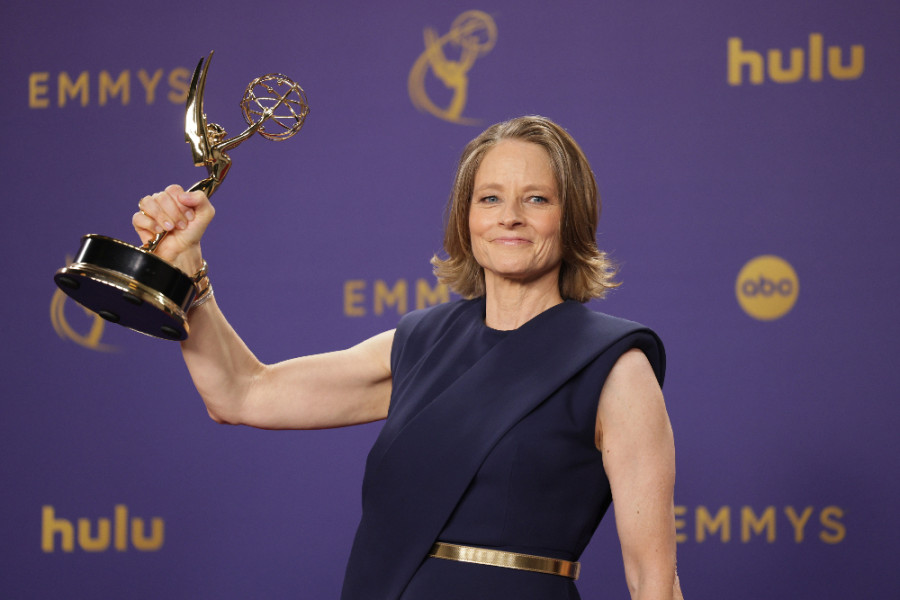 JODIEFOSTER-EMMY_857c6.jpg