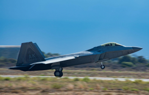 ΚΚΕ για έκτακτα μέτρα στη Σούδα και επίθεση στο Ιράν: Μετατρέπουν την Ελλάδα σε στόχο αντιποίνων