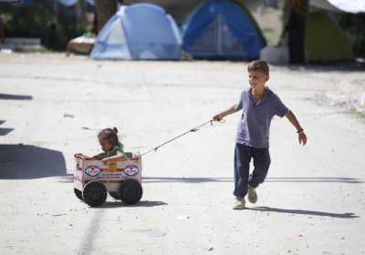 Τη Δευτέρα «χτυπάει» το πρώτο σχολικό κουδούνι για τα προσφυγόπουλα