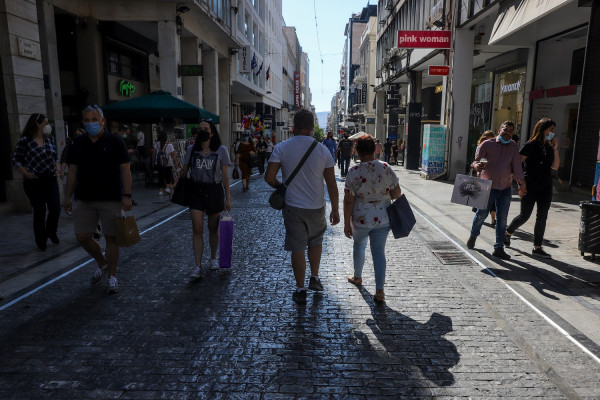 Κορονοϊός: Κάτω από 1.000 τα κρούσματα σήμερα, 38 οι νεκροί, 569 οι διασωληνωμένοι