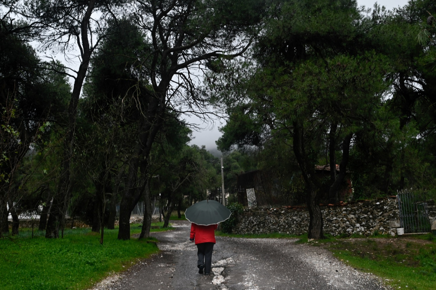 Καιρός: Σε ποιες περιοχές θα βρέχει την Κυριακή του Πάσχα, η πρόβλεψη Αρναούτογλου