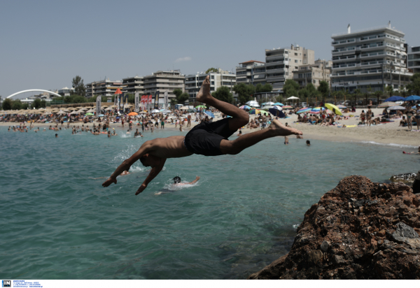 Καιρός: Θα... λιώσουμε πάλι, έρχεται νέος μεγάλος καύσωνας με 40αρια - Τι λένε οι μετεωρολόγοι (βίντεο)