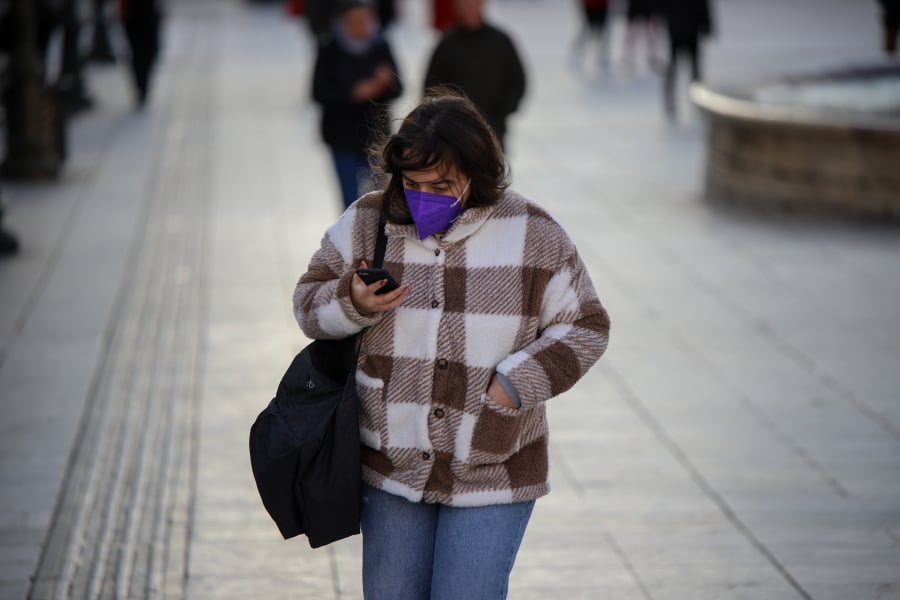 Πότε ξεχνάμε οριστικά τις μάσκες στα ΜΜΜ -Έρχεται το τέλος των μέτρων Covid