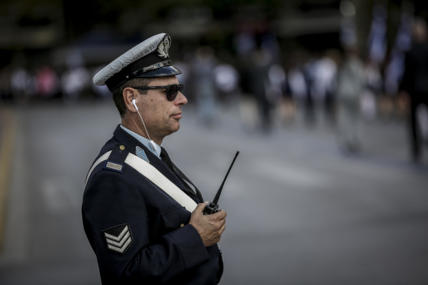 28η Οκτωβρίου - Κυκλοφοριακές ρυθμίσεις σε Αθήνα και Θεσσαλονίκη: Ποιοι δρόμοι θα είναι κλειστοί λόγω παρελάσεων