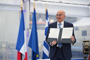 Στη Γαλλία σήμερα ο Δένδιας για την ύψωση της ελληνικής σημαίας στη φρεγάτα «Νέαρχος»