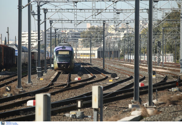 Χωρίς τρένα και προαστιακό, νέα απεργία σήμερα των εργαζομένων