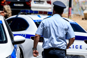 Αμαλιάδα: Αδέλφια έθαψαν τη μητέρα τους στον κήπο - Επικαλέστηκαν αδυναμία πληρωμής της κηδείας
