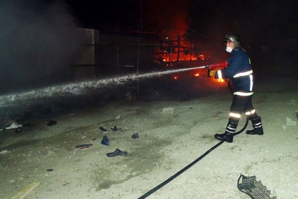 Φωτιά σε σπίτι στο Αιγάλεω - Απεγκλωβίστηκε άτομο