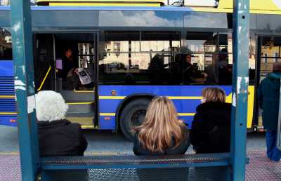 Σε ισχύ τα θερινά δρομολόγια σε μετρό, ΟΑΣΑ και τραμ