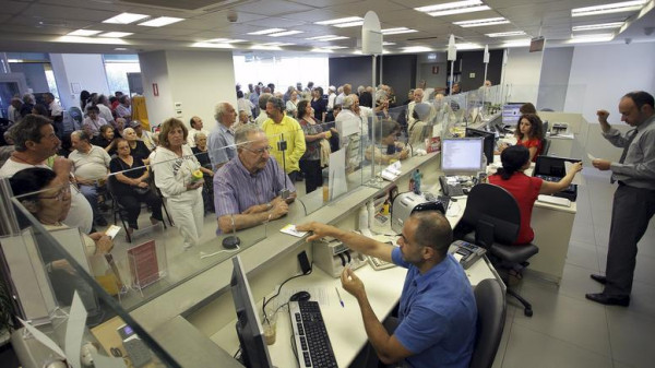 Κρυμμένοι φόροι εκατομμυρίων σε 3700 παράβολα - Ακόμα και 500 ευρώ για ένα παράβολο!