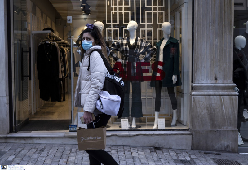 Στα ύψη τα νέα κρούσματα σήμερα, 367 οι διασωληνωμένοι, 39 οι νεκροί