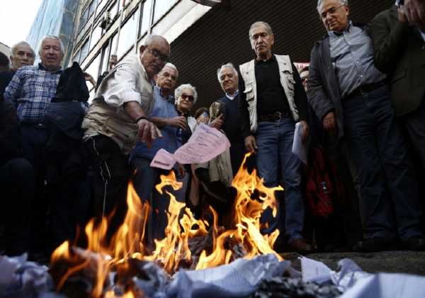 Στην πυρά η επιστολή Κατρoύγκαλου