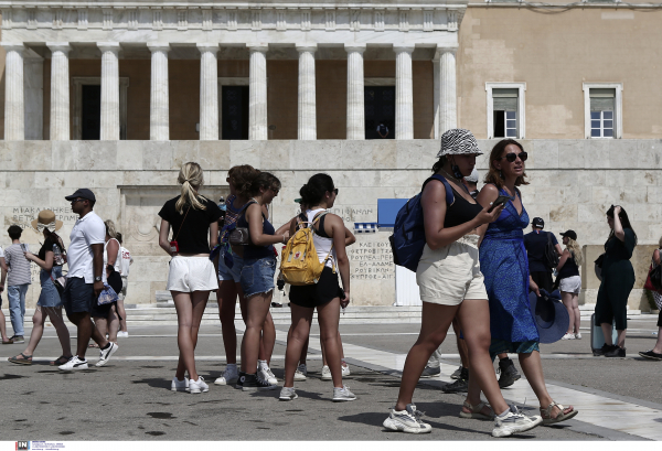 Βασιλακόπουλος: «Στο 2 - 3% η πιθανότητα να νοσήσει εμβολιασμένος σοβαρά από μετάλλαξη Δέλτα»