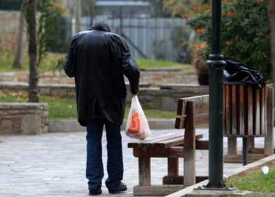 Για μια μέρα άστεγοι για να μαζέψουν ό,τι μπορούν για τους άστεγους