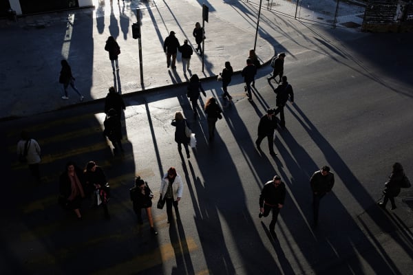 Η Ελλάδα γερνάει, χωρίζει και... συνάπτει σύμφωνα συμβίωσης - Στοιχεία ΕΛΣΤΑΤ