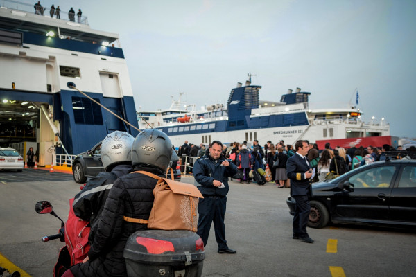 Εντατικοποίηση ελέγχων στην ακτοπλοΐα ζήτησε o Πλακιωτάκης