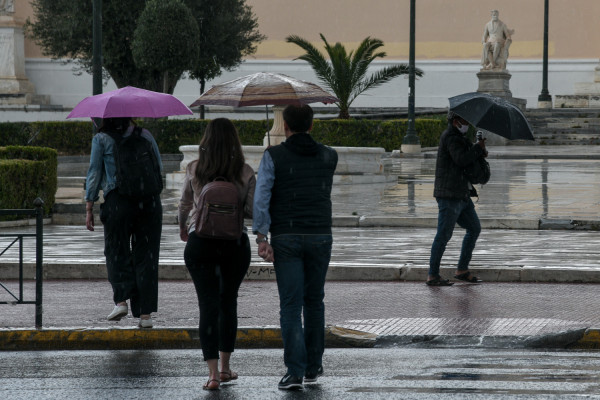 Προειδοποίηση Αρνιακού για καιρό: Ερχεται κακοκαιρία με βροχές, καταιγίδες και χαλάζι