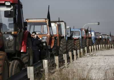 Συνεχίζουν τις κινητοποιήσεις οι αγρότες σε Αχαΐα, Αιτωλοακαρνανία και Ηλεία