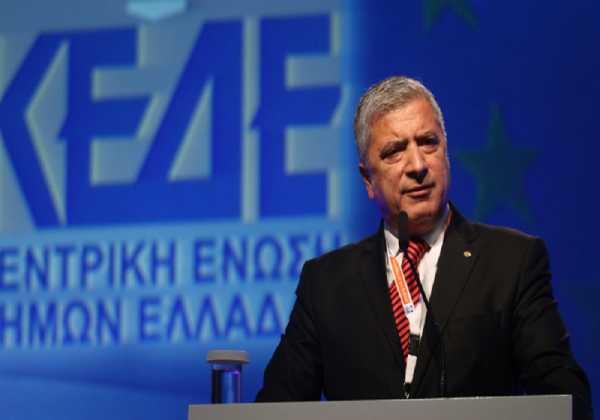 Πατούλης: Το 2017 οι δήμοι θα εισπράξουν από το κράτος τα λιγότερα χρήματα από ποτέ