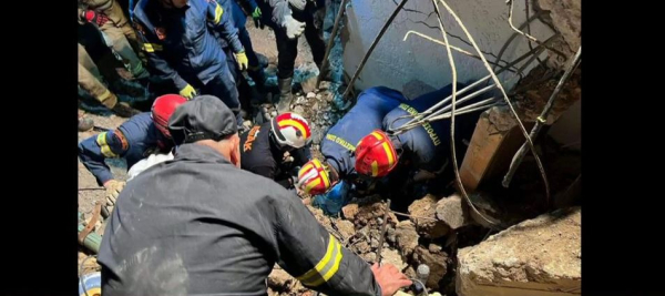 Πώς συνέβη η φονική κατολίσθηση στην Ιεράπετρα: Συγκλονίζουν οι εικόνες, κάτω από 1,5 μέτρο συντρίμμια βρέθηκε η 45χρονη μητέρα