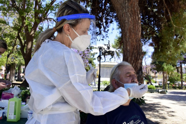 Κορονοϊός: 375 νέα κρούσματα, 238 διασωληνωμένοι, 12 θάνατοι