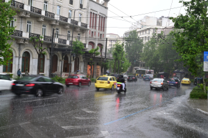 Νέο έκτακτο δελτίο καιρού: Ισχυρές βροχές και καταιγίδες - Θα βρέχει μέχρι την Τρίτη στην Αττική