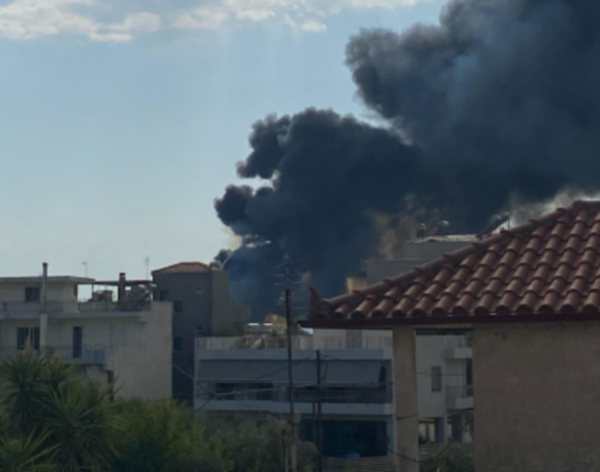 Μεγάλη φωτιά τώρα στον Μπουρνιά Καλαμάτας (Βίντεο)