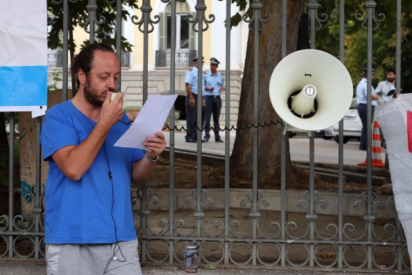 Να σταματήσει κάθε απόπειρα δίωξης εκπαιδευτικών, ζητά η ΔΟΕ