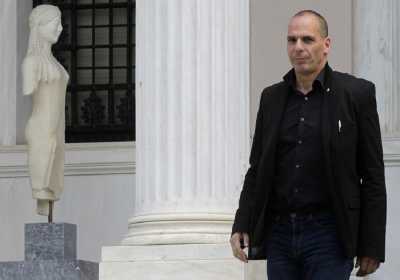 Ο Γ. Βαρουφάκης επιστρέφει στα αμφιθέατρα του ΕΚΠΑ