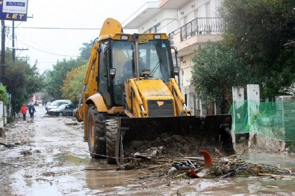 Αρχίζουν τα αντιπλημμυρικά έργα στην περιοχή του Καλάμου Αττικής