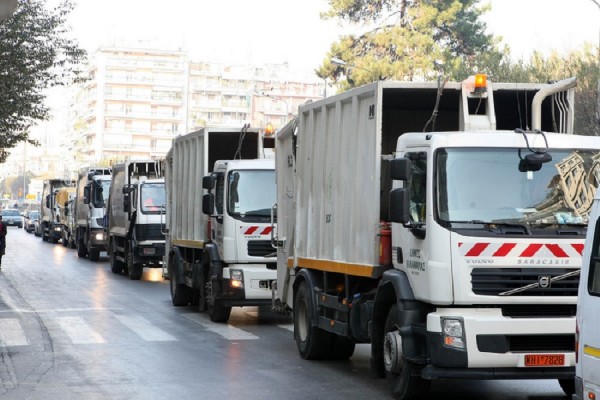 Με ενισχυμένο προσωπικό ασφαλείας η αποκομιδή των σκουπιδιών στην πόλη