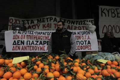 Άκαρπη η συνάντηση παραγωγών - Κατρούγκαλου 