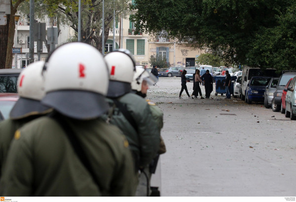 Επίθεση οπαδών του Ολυμπιακού στον σύνδεσμο του Παναθηναϊκού στα Πετράλωνα