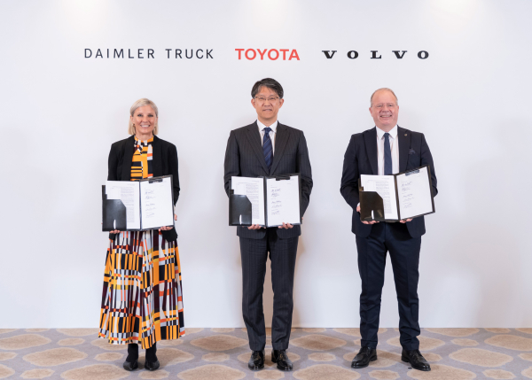Toyota, Daimler και Volvo στην κοινοπραξία cellcentric για κυψέλες καυσίμου